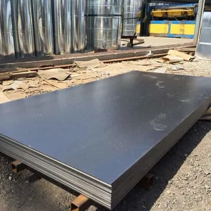 炭素鋼板工場では、各種鋼板を高価格かつ迅速な配送で製造しています