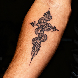 <span class=keywords><strong>Tatuaje</strong></span> Temporal de <span class=keywords><strong>Serpiente</strong></span> Oscura y Cruz, <span class=keywords><strong>Tatuaje</strong></span> Semipermanente Impermeable con Duración de 2 Semanas, Pegatinas de <span class=keywords><strong>Tatuaje</strong></span> Herbal Realistas - Product Image 4