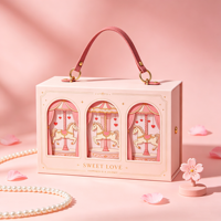 Boîte cadeau rose personnalisée avec poignée, design carrousel, pour emballage de cadeaux de fête prénatale ou d'anniversaire