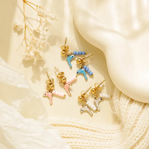 ต่างหูรูปปลาโลมา สไตล์มหาสมุทร ชุบทอง 18K บนสแตนเลสสตีล 304 ชุบสูญญากาศ ดีไซน์หรูหรา สำหรับผู้หญิง เครื่องประดับสุดสง่างาม - Product Image 2