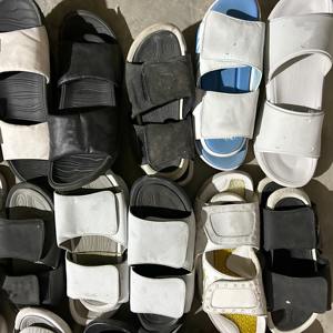 S16 شبشب مستعمل حذاء بعلامة تجارية مستعمل حالة جيدة شبشب للرجال أحذية صيفية بالجملة - Product Image 3