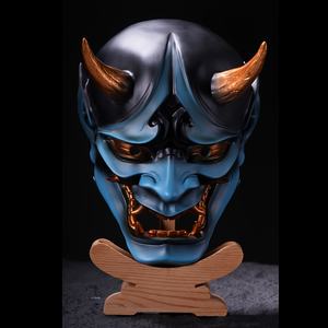 Masque de cosplay cool] Masque artisanal en résine pour homme, cool et élégant - Product Image 3