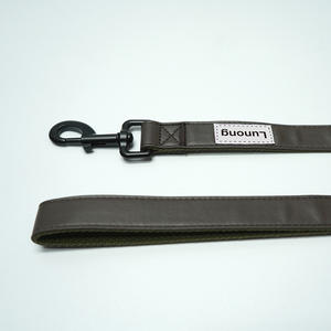 Correa para Perro Lunong Clásica Acolchada Ecológica Personalizable - Herrajes Metálicos de Nailon, Personalización de Logotipo en Color, Artesanía Fina - Product Image 4