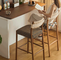 Tabouret de bar haut en bois massif de style vintage avec dossier et pédale sans accoudoirs pour café, maison, îlot de cuisine