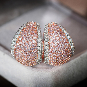 Orecchini Geometrici Bicolore per Donne, Design Dettagliato Scintillante, Gioielli Eleganti da Cerimonia - Product Image 3