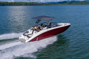 Nuevo Bote a Motor de Lujo de 6 Metros con Consola Central, Funcional y Elegante - Product Image 5