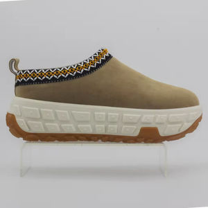 Pantoufles d'hiver de neige pour femmes à plate-forme de mode d'intérieur YL-1297 en gros - Product Image 1