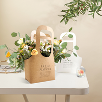 Sac à main pliable en kraft pour fleurs préservées, forme créative personnalisée, rose, finition mate, gaufrage, boîte portable pour fleurs