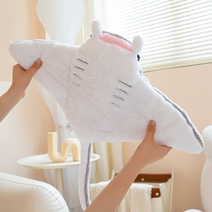 Vente en gros de la poupée en peluche Poisson-diable en velours arctique, jouet en peluche mignon, cadeau pour événements festifs pour enfants sur le thème de l'aquarium - Product Image 4