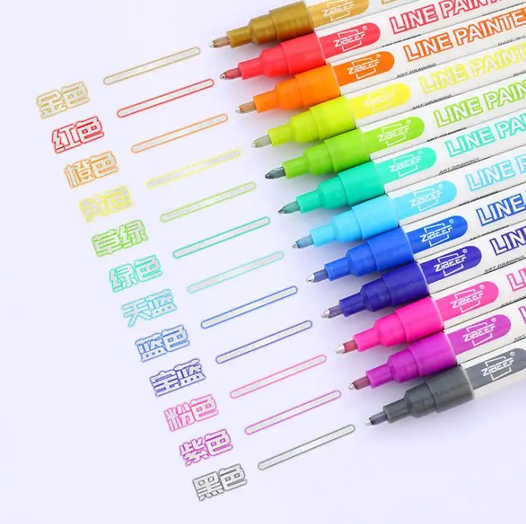 24 colori delineano il Set di pennarelli metallici per carta regalo