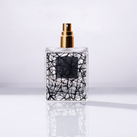 Flacons de parfum en verre carrés imprimés sur mesure, 50-400 ml, avec logo personnalisé, bouchon doré, vaporisateur de parfum, fabriqués en Chine