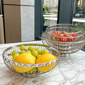 Nouvelle conception Panier à <span class=keywords><strong>fruits</strong></span> rond en acier inoxydable 304 argenté pour collations, <span class=keywords><strong>fruits</strong></span>, pain, cuisine, salon - Product Image 2