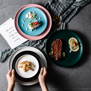 Plateau de service de <span class=keywords><strong>pizza</strong></span> en céramique, direct d'usine, 8 pouces, 10 pouces, 12 pouces, italien moderne rond noir mat, <span class=keywords><strong>assiette</strong></span> en céramique pour restaurant - Product Image 3