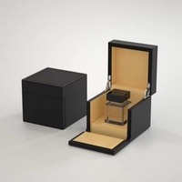 Logo personnalisé Bouteilles de parfum carrées de haute qualité de 30 ml 50ml Vaporisateur de parfum en verre vide Boîte cadeau d'emballage