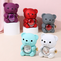 Organisateur de bijoux élégant en forme d'ours rotatif avec motif floral exquis, fleur éternelle, cadeau de luxe pour elle, pour diverses occasions