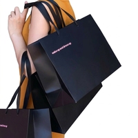 Sacs en papier personnalisés avec votre propre logo, sac cadeau en kraft imprimé avec poignée, emballage en papier écologique pour les achats de cosmétiques