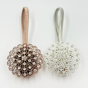 Attaches de rideaux magnétiques au design moderne, longueur et forme personnalisées, accessoires de <span class=keywords><strong>support</strong></span> de rideaux en métal écologiques <span class=keywords><strong>pour</strong></span> le salon - Product Image 1