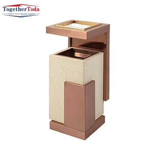 Poubelle de luxe en acier inoxydable avec cendrier intégré et finition marbre pour hall d'hôtel - Product Image 2