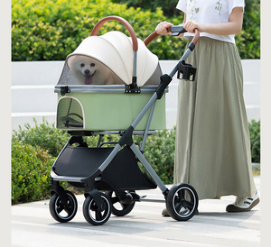 Poussette pour animaux de compagnie confortable, légère, en aluminium, en tissu Oxford résistant, pour petits chiens et chats, voyages sécurisés - Product Image 1