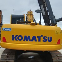 Excavatrice d'occasion Komatsu PC210LC bien entretenue, système hydraulique fiable pour projets routiers