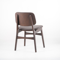 Chaise de salle à manger en bois massif moderne au design nordique pour la maison pour les meubles de salon