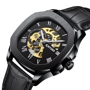 Montre mécanique automatique pour homme KINYUED, boîtier doré, bracelet en cuir, cadran squelette ajouré, double fuseau horaire, luxe, mode, vente en gros - Product Image 3