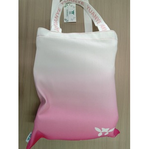 ถุงช้อปปิ้งโพลีเอสเตอร์น้ำหนักเบาเป็นมิตรกับสิ่งแวดล้อม สไตล์สะพายไหล่แบบเวียดนาม ปรับแต่งได้ตามต้องการ รับผลิตแบบ OEM ODM - Product Image 1