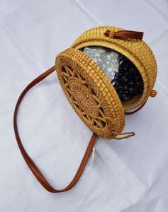 Sac en rotin naturel écologique avec motif mandala, sac à bandoulière rond tissé à la main pour les détaillants de boutiques - Product Image 5