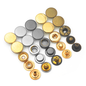 KUNSHUO Botón Fábrica Ropa Oro Marca personalizada Logo Prensa Metal broche latón cuatro partes botón a presión para ropa - Product Image 3