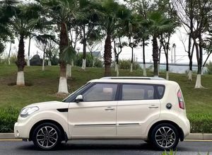 Utilisé pour <span class=keywords><strong>Soul</strong></span> <span class=keywords><strong>2018</strong></span>, voiture d'occasion, conduite à gauche, pneus R16, sièges en tissu - Product Image 4