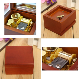 Caja <span class=keywords><strong>de</strong></span> música <span class=keywords><strong>de</strong></span> madera con manivela con movimiento giratorio Canción personalizada 'Over the Rainbow' Eco-Friendly para niños - Product Image 5