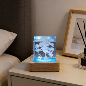 Lampe en résine personnalisée en forme d'arbre de <span class=keywords><strong>cerisier</strong></span>, faite à la main, scène de fleurs de <span class=keywords><strong>cerisier</strong></span> épanouies, veilleuse en époxy, logo gravé au laser - Product Image 1