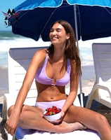 Maillot de bain sans couture de haute qualité avec logo personnalisé, tissu texturé, bikini push-up grande taille, maillot de bain coupe haute 2026