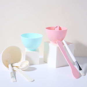 LMLTOP OEM, venta al por mayor, juego de 6 uds de cuencos para mezclar cosméticos de plástico DIY y espátula aplicadora para Máscaras faciales, herramientas de maquillaje 9064 - Product Image 2