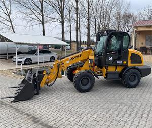 Satılık sıcak satış teleskopik kepçe 1600kg tekerlek sürücü tarım çiftlik - Product Image 1