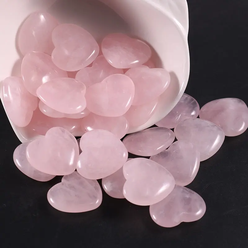 Atacado 20 mm pequena esculpida coração chakra cura natural rosa de cristal de coração forma pedra para decoração