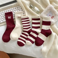 Chaussettes mi-mollet rayées rouge et blanc pour femme, en coton doux, avec nœud brodé, 5 paires, chaudes, décontractées, pour l'automne, usage quotidien, en stock