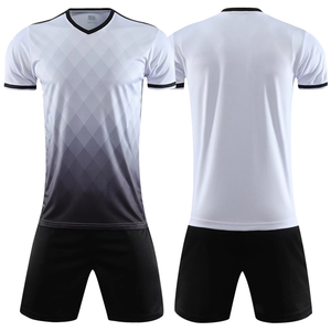 Camiseta Deportiva Personalizada, Camiseta de Fútbol de Calidad Tailandesa, 100% Poliéster, Conjunto de Uniformes de Fútbol Juvenil, Camiseta de Fútbol Sublimada al por Mayor - Product Image 4