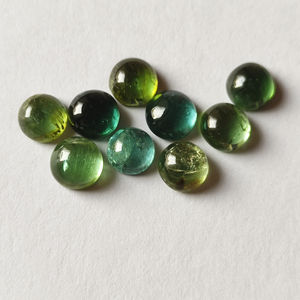 Haute qualité en gros usine vente directe naturel fabrication de bijoux en vrac vert péridot forme ronde/ovale prix de Style de mode - Product Image 1