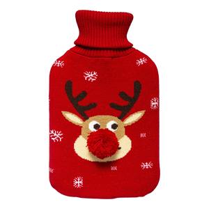 Bouillotte en tricot rouge avec motif renne 1,7 L 20x5,5 H. 32,5 cm - Product Image 1
