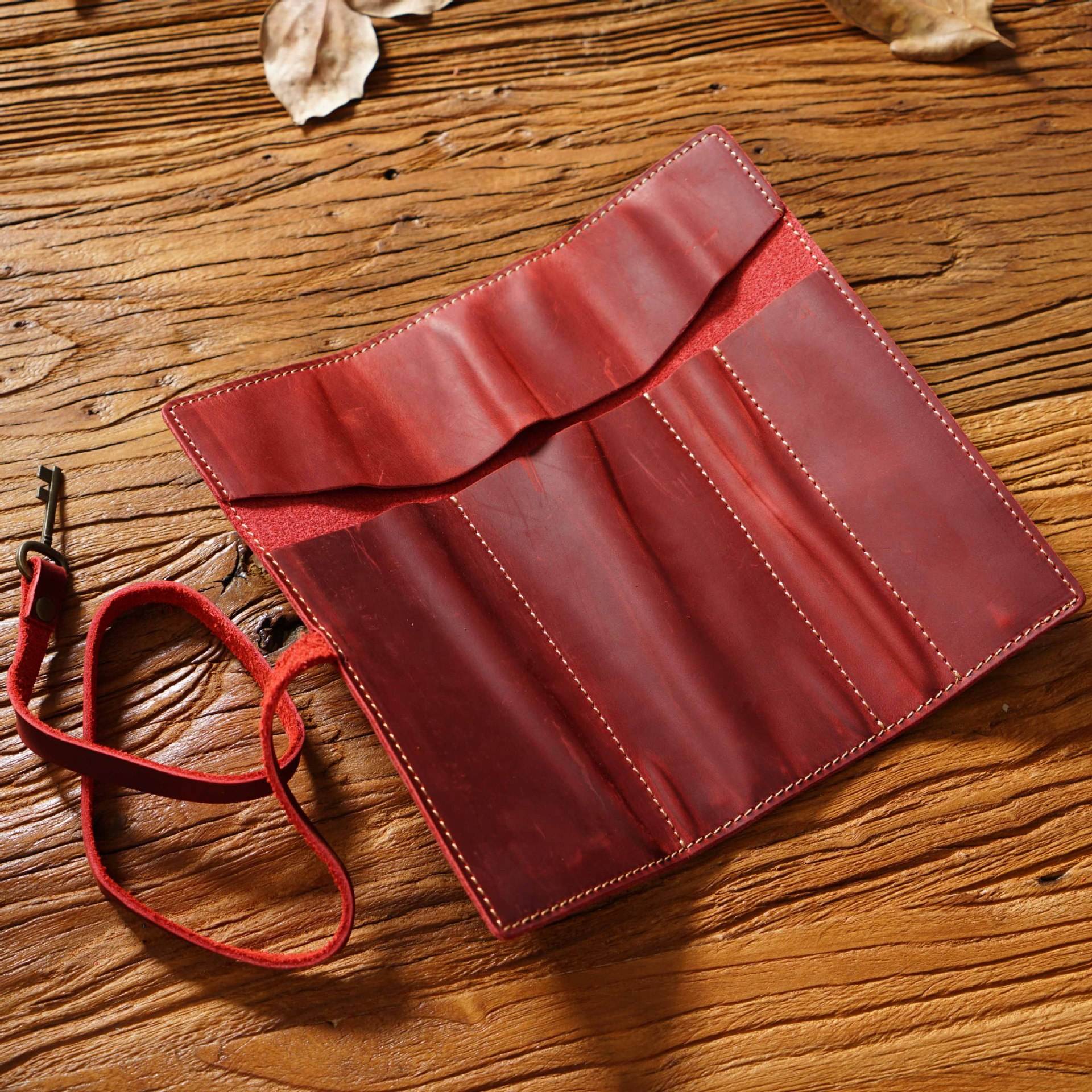 ม้าป่าสีแดงไวน์