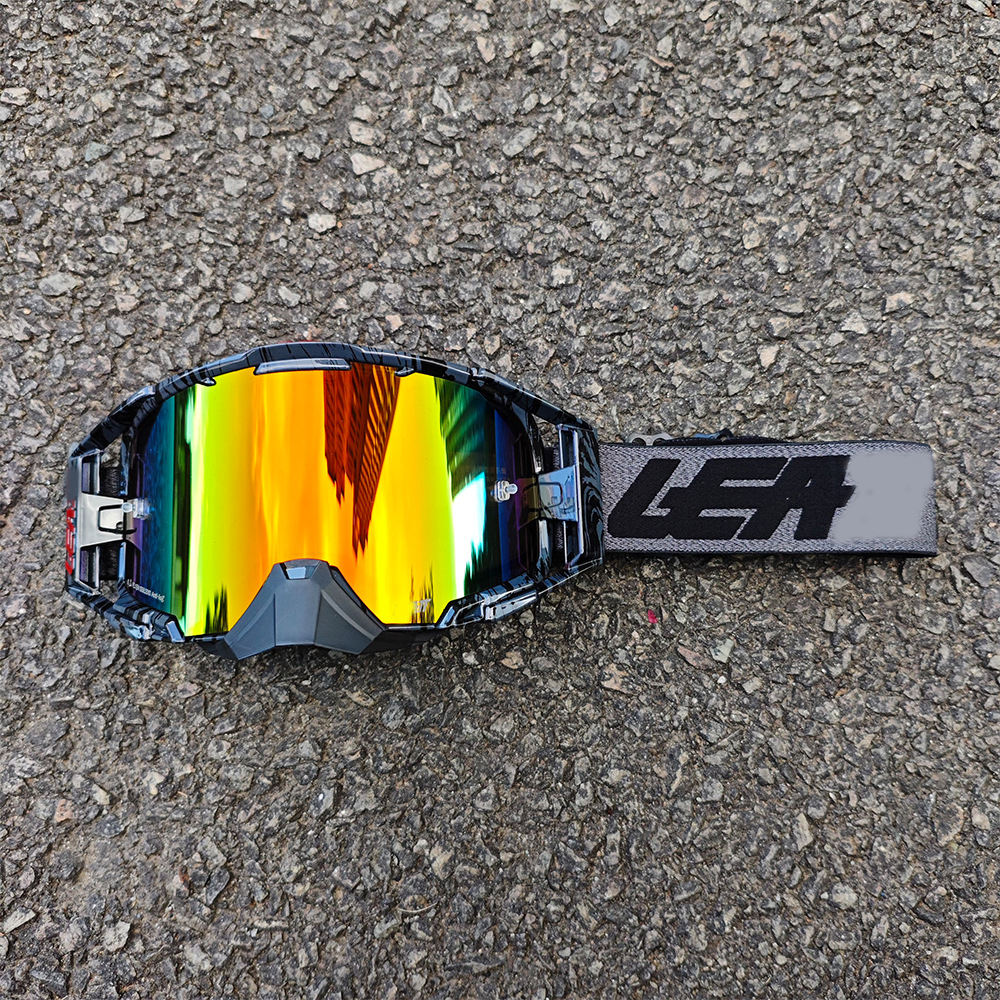 เลนส์ C4 สีแดง