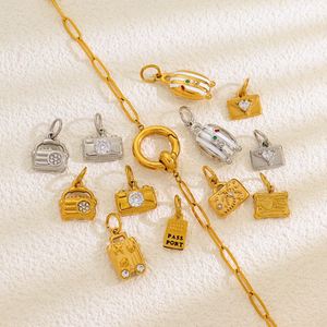 Pendentif en Moissanite de qualité supérieure, prêt pour l'emballage de vente au détail, avec détails en cuir incrusté, sans nickel. - Product Image 3