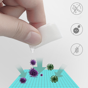 Toallitas desinfectantes estériles de <span class=keywords><strong>alcohol</strong></span> no tejidas OEM para el hogar, de gran venta, en stock, utilizadas para la desinfección y esterilización de la piel - Product Image 3