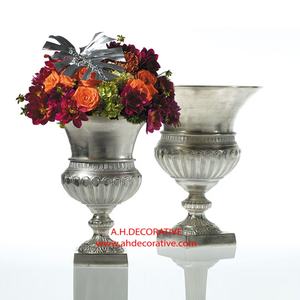 Silver Shiny Aluminum Flower <b>Vase</b> High Quality Luxury Handmade Designing Flower <b>Vase</b> With <b>Square</b> Shape Base - Product Image 2
