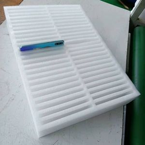 EPE Bông ngọc trai bên trong hỗ trợ tấm xốp chống sốc đệm bông ngọc trai Tùy chỉnh hình dạng đặc biệt bao bì bọt bo - Product Image 6