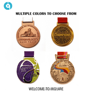 Medaglia personalizzata per eventi sportivi genitori-figli della scuola in stile moderno con lacca personalizzata per la cottura della medaglia di Taekwondo - Product Image 2