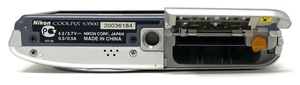 กล้องที่ใช้แล้ว COOLPIX S3500 20.1 กล้องดิจิตอลพร้อมซูม 7 เท่า (สีเงิน) (รุ่นเก่า) - Product Image 4