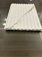 Vente chaude - Panneaux composites bois-plastique en gros pour la construction, matériaux de décoration intérieure, revêtement mural WPC