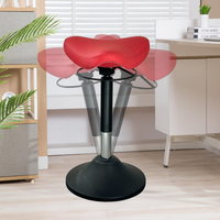 Tabouret ergonomique compact à bascule pour une assise active, chaise de bureau peu encombrante pour espace de coworking